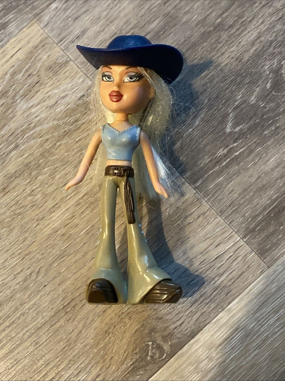 Bratz Fashion Girl Doll 5”Cloe tall Mcdonalds toy